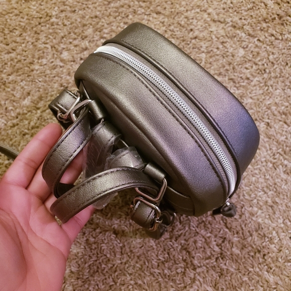 Small Backpack/Purse - Picture 5 of 7